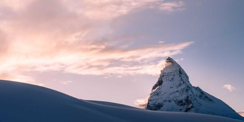 NBA工资帽与奢侈税规则详解：如何影响球员动态、比赛数据与球队运营策略