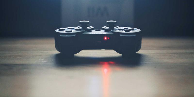 篮球分析揭秘：NBA夏季联赛与训练营中，边缘球员如何通过比赛数据争夺最后席位