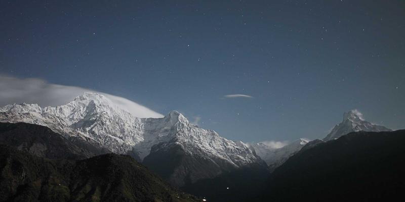 篮球资讯：揭秘NBA球队薪资空间的艺术，硬工资帽下如何打造冠军阵容
